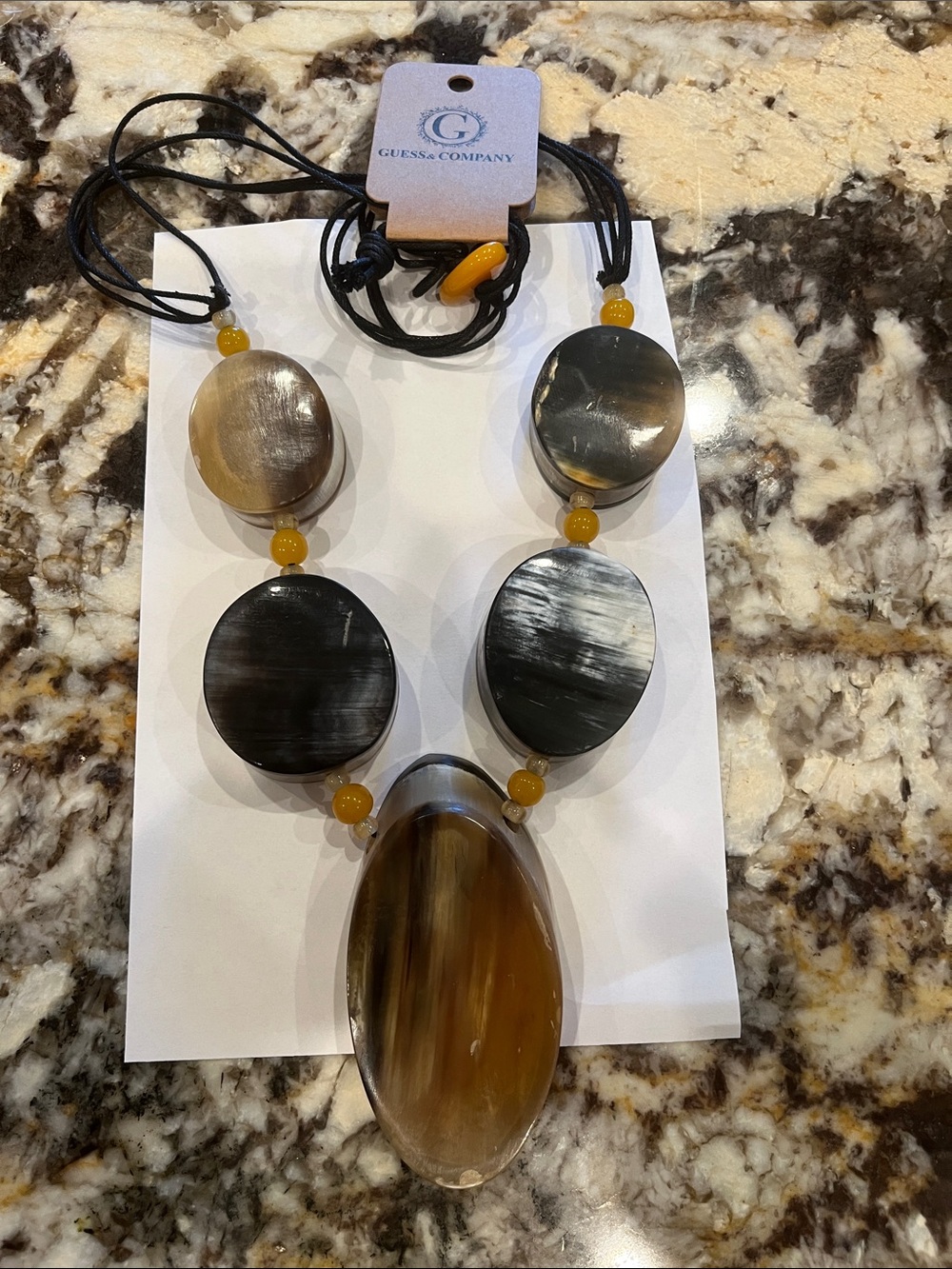 Guess & company Brown Horn-Effect Pendant Necklace nwt
